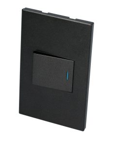 Placa con un apagador de escalera negro 1/2 Surtek.