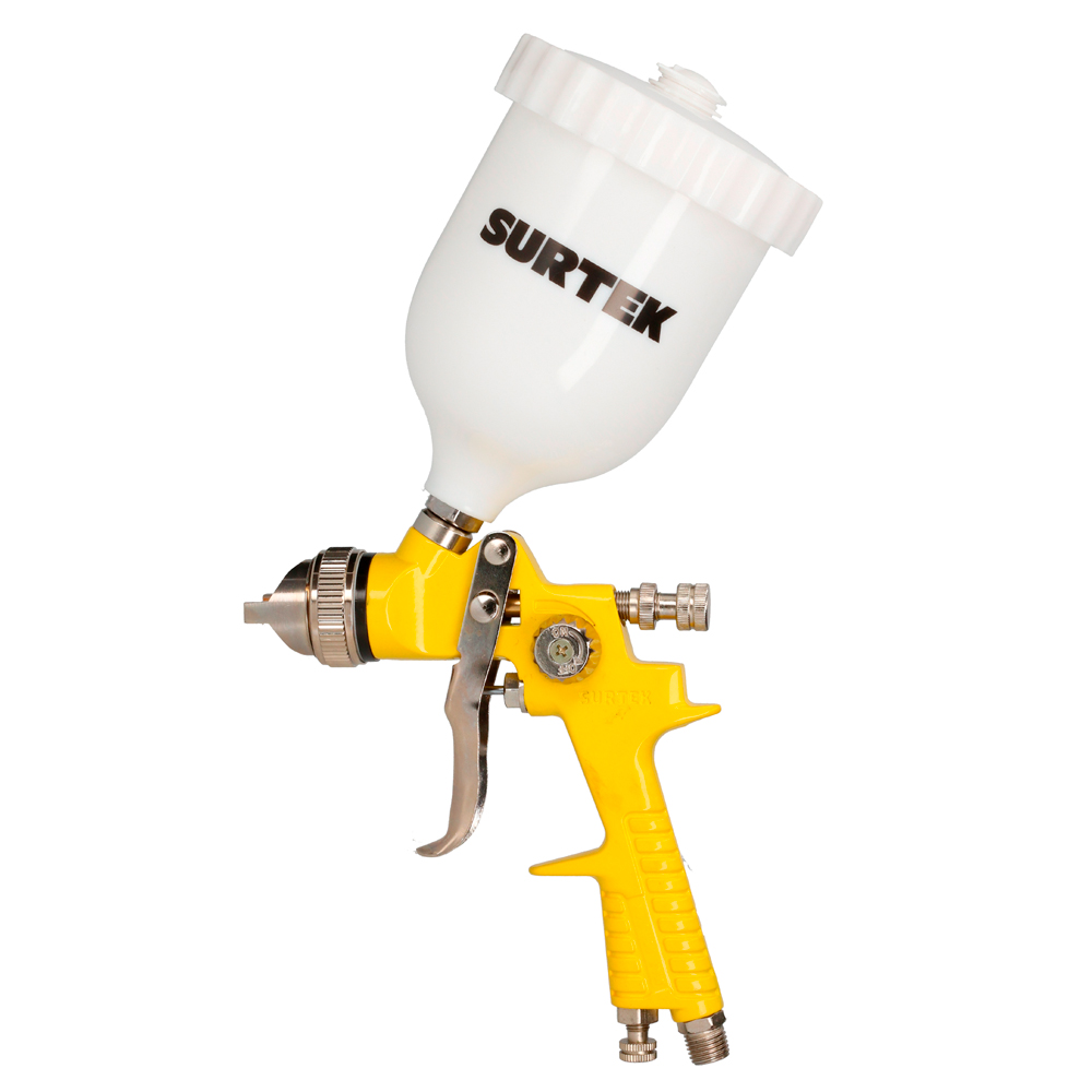 Pistola de gravedad con vaso plástico con presión de trabajo de 50 psi, capacidad de vaso de 600 ml, entrada de aire 1/4 in NPT. Consumo de aire de 7.5 scfm, diámetro interno de manguera de 3/8 in Surtek